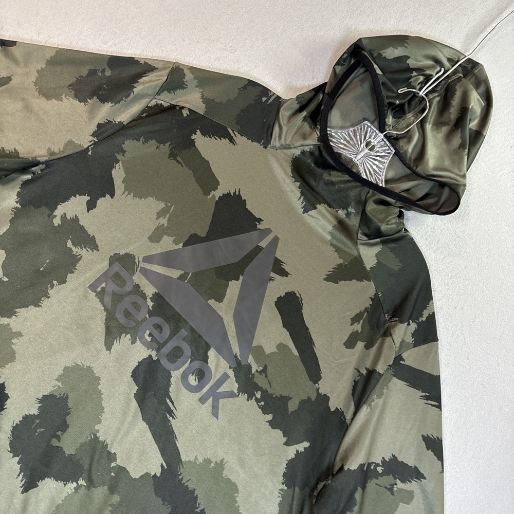 Reebok‎ Men's Size XLarge Active Fleece Inside Jersey Hoodie Green/Black Camo